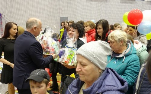 Uchodźcy z Ukrainy otrzymują prezenty