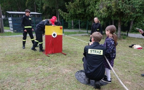 Pokazy strażackie na Gminnym Dniu Dziecka