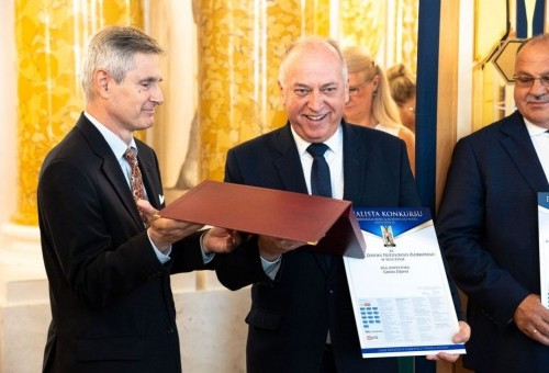 Nagroda Ministerstwa Rozwoju i Technologii dla Zespołu Przedszkolno-Żłobkowego w Sufczynie.