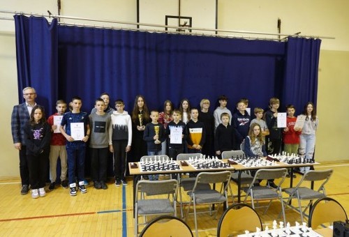 Igrzyska Gminy Dębno w szachach drużynowych
